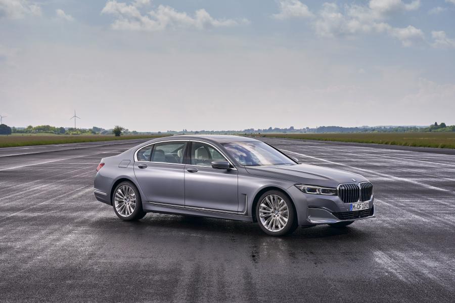  BMW 730Ld (G12) 2019 года  (фото 1 из 18)